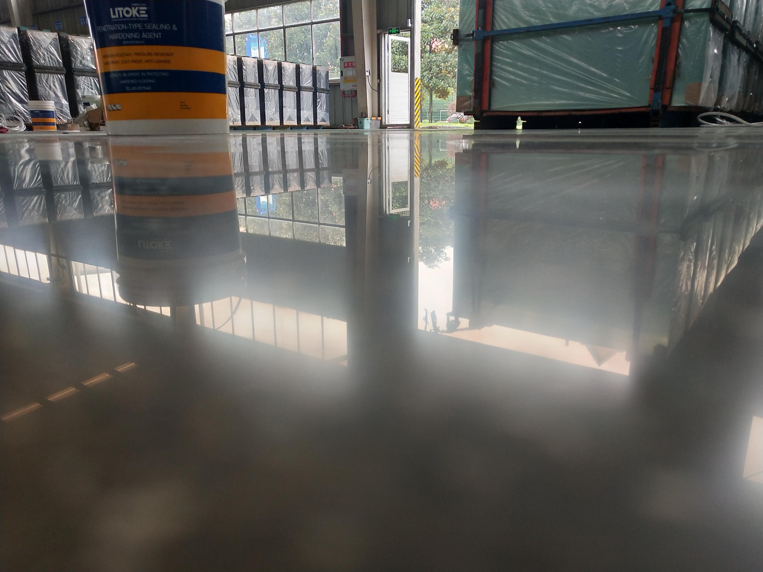 環氧樹脂地坪漆 環氧樹脂地坪漆