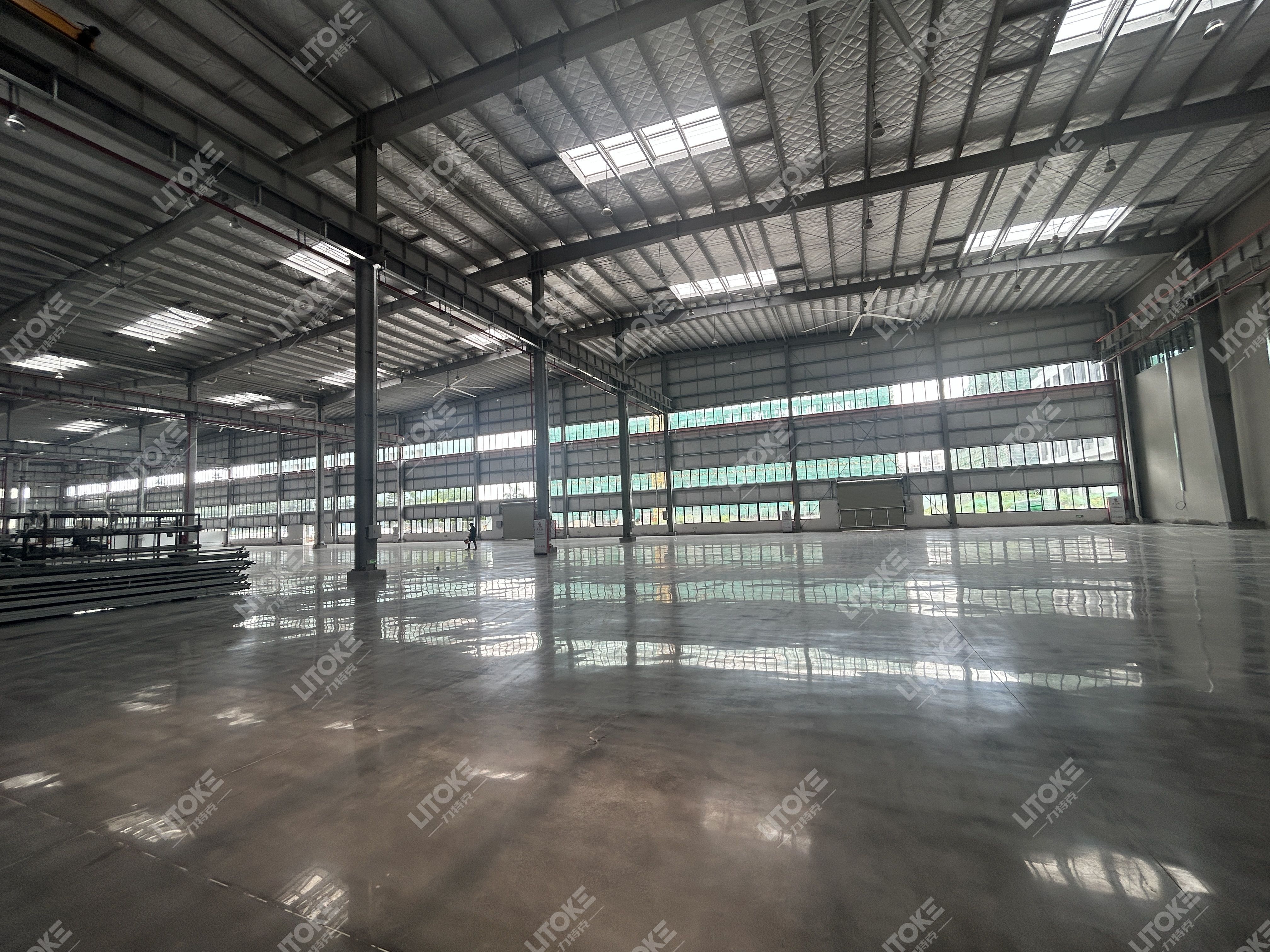 廠房車間地坪選擇指南：為什么都說固化地坪最實用？